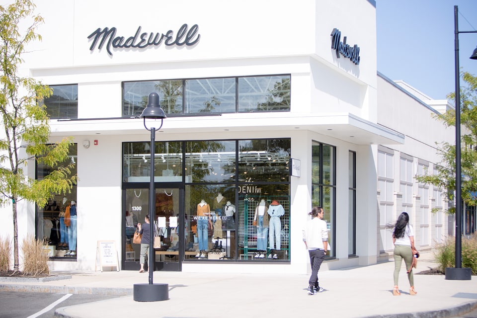 Get Ready to Stroll: MarketStreet Lynnfield is the Place to Be!